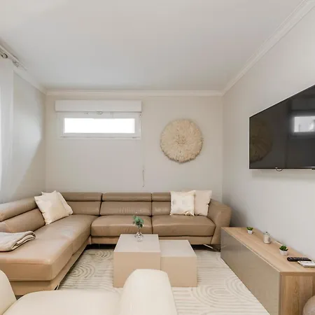 Madison - Disneyland Paris - 8 Pers - 4 Ch Apartment *